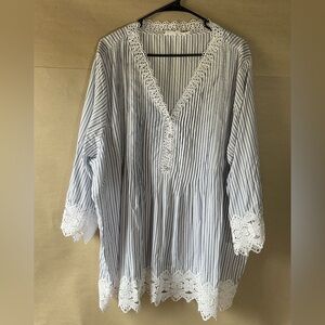 Chelsea & Theodore top. Striped. Lace trim. Size 3X